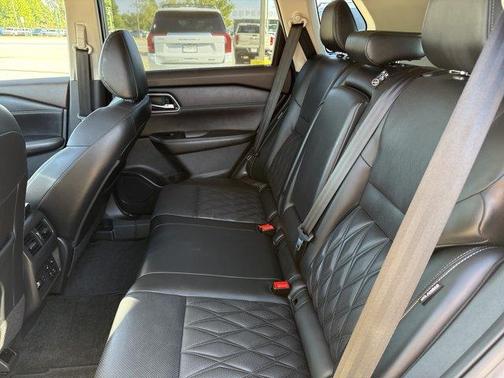 Gun Metallic 2023 Nissan Rogue Platinum
