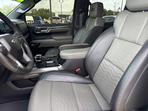 Summit White 2023 Chevrolet Silverado 1500 ZR2