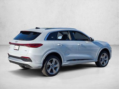 2025 Audi Q5 Premium Plus TFSI quattro S tronic