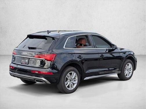 2024 Audi Q5 45 S line Premium