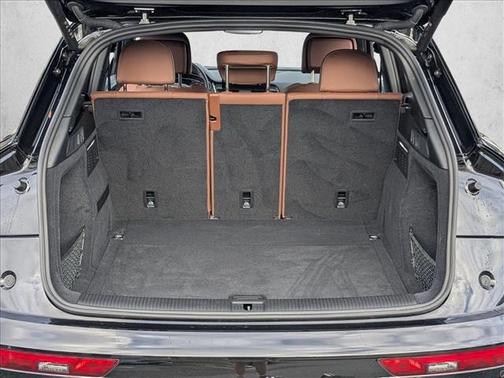 2024 Audi Q5 45 S line Premium