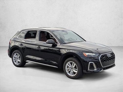 2024 Audi Q5 45 S line Premium