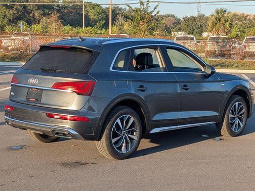 2025 Audi Q5 45 S line Premium Plus