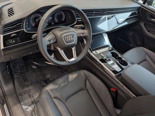 Samurai Gray Metallic 2026 Audi Q7 55 Premium Plus