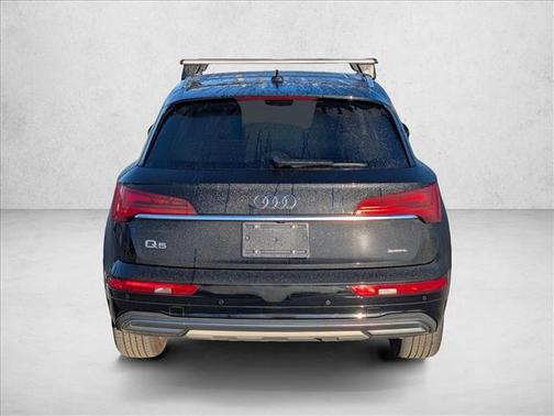 Brilliant Black 2023 Audi Q5 40 Premium