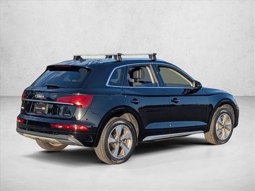 Brilliant Black 2023 Audi Q5 40 Premium