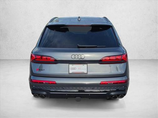 Daytona Gray Pearl Effect 2026 Audi SQ7 4.0T Prestige