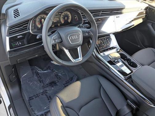 Glacier White Metallic 2026 Audi Q8 55 Premium Plus