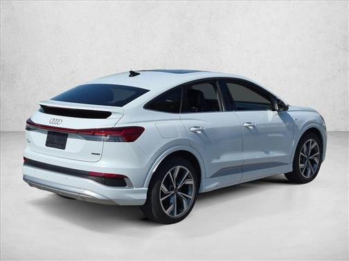 Glacier White Metallic 2024 Audi Q4 e-tron Sportback Premium 55 quattro