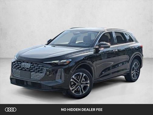 Mythos Black Metallic 2025 Audi Q5 Premium TFSI quattro S tronic