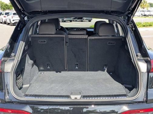 Mythos Black Metallic 2025 Audi Q5 Premium TFSI quattro S tronic