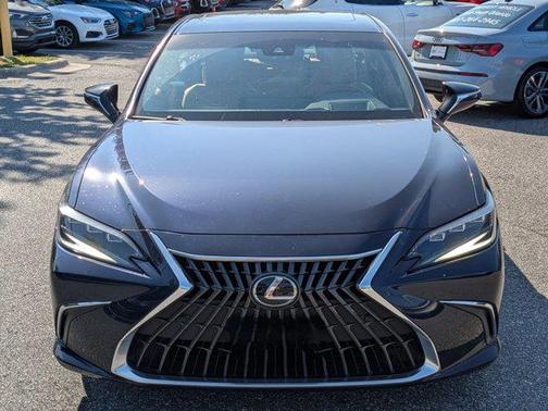 2024 Lexus ES 300h Base