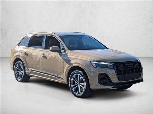 2025 Audi Q7 45 Premium Plus