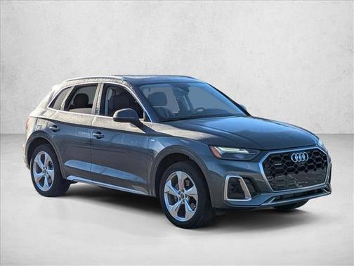 2023 Audi Q5 45 S line Premium Plus