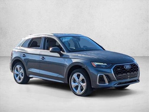 2023 Audi Q5 45 S line Premium Plus