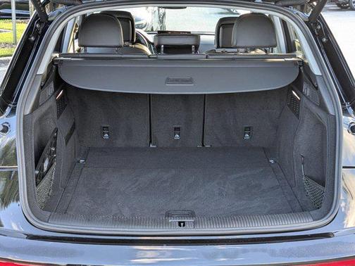 2025 Audi Q5 45 S line Premium Plus