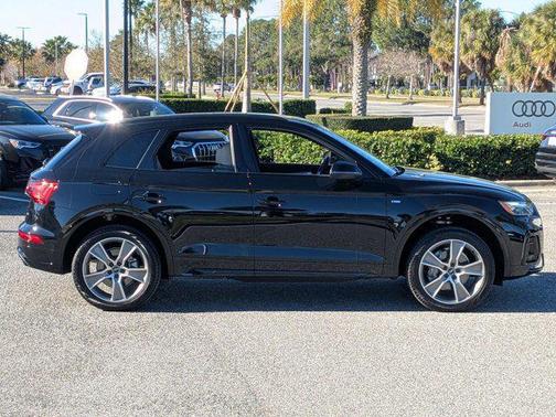 2025 Audi Q5 45 S line Premium