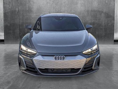 2022 Audi e-tron GT Premium Plus