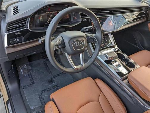 2025 Audi Q7 55 Prestige