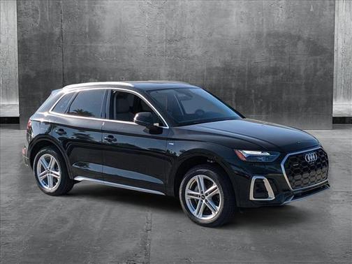 2025 Audi Q5 55 S line Premium Plus