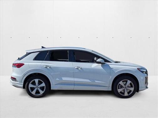 2023 Audi Q4 e-tron Premium Plus 50 quattro