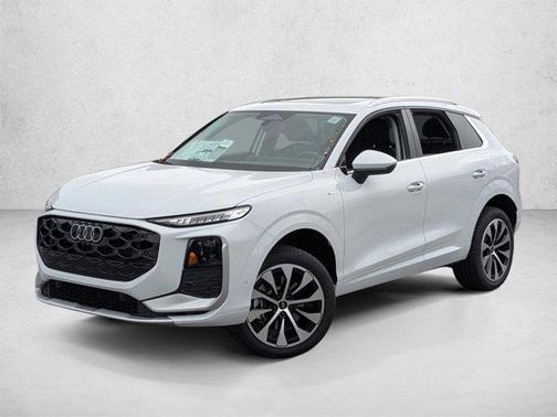 Glacier White Metallic 2026 Audi Q3 S line
