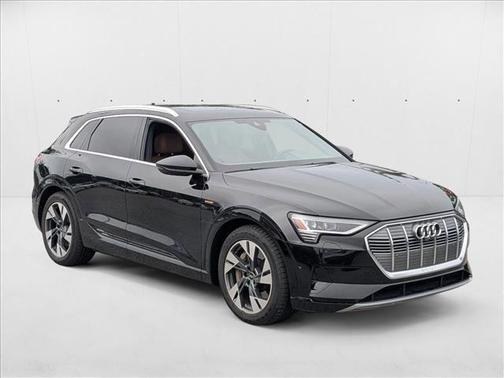 2023 Audi e-tron Premium Plus quattro