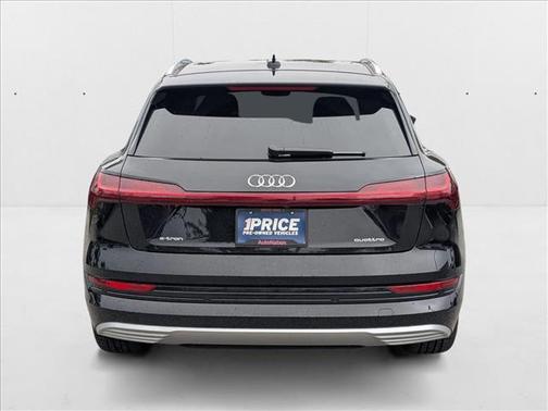 2023 Audi e-tron Premium Plus quattro