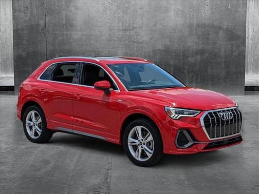 2024 Audi Q3 45 S line Premium Plus