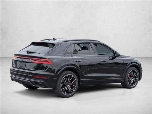 2023 Audi Q8 55 Prestige