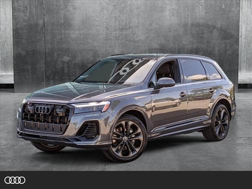 2025 Audi Q7 55 Premium Plus