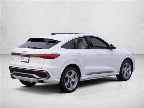 2025 Audi Q5 Prestige TFSI quattro S tronic