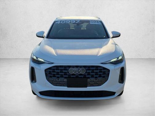 Arkona White 2025 Audi Q5 Premium TFSI quattro S tronic