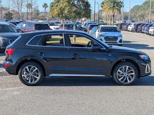 2024 Audi Q5 45 S line Premium