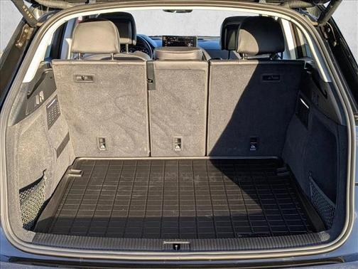 2024 Audi Q5 45 S line Premium