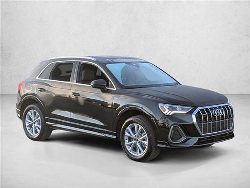 2025 Audi Q3 Premium 45 TFSI S line quattro Tiptronic