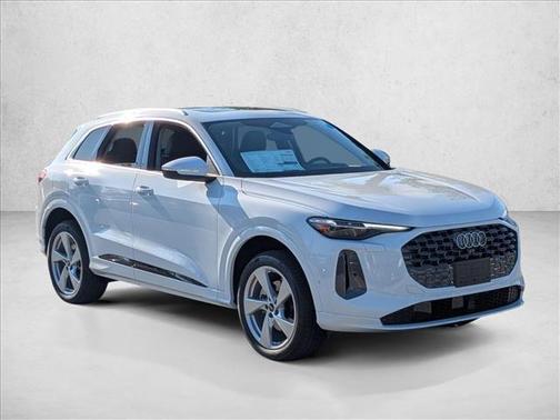 2025 Audi Q5 Premium Plus TFSI quattro S tronic