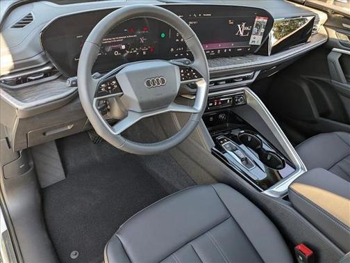 2025 Audi Q5 Premium Plus TFSI quattro S tronic