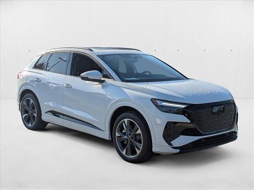 2025 Audi Q4 e-tron Premium Plus 55 quattro