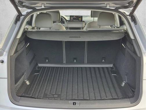 Florett Silver Metallic 2022 Audi Q5 45 S line Premium