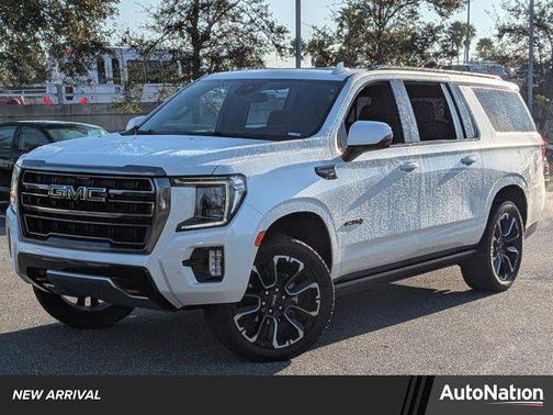 2023 GMC Yukon XL 4WD AT4