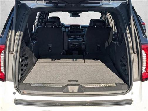 2023 GMC Yukon XL 4WD AT4