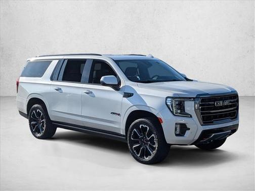 2023 GMC Yukon XL 4WD AT4
