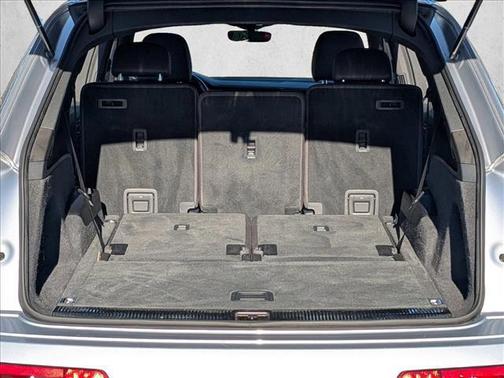 2021 Audi Q7 45 Premium Plus