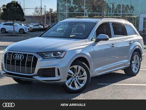 2021 Audi Q7 45 Premium Plus