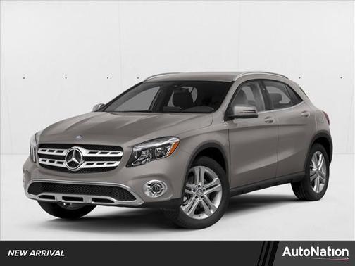 Gray 2018 Mercedes-Benz GLA 250 Base