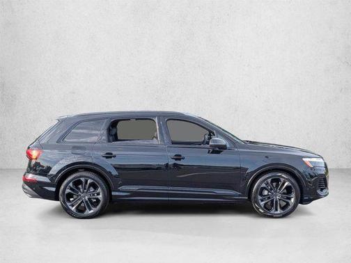 Mythos Black Metallic 2026 Audi Q7 55 Premium Plus