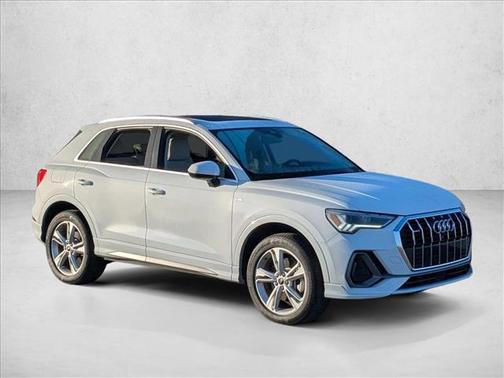 2023 Audi Q3 45 S line Premium Plus