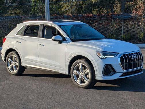 2023 Audi Q3 45 S line Premium Plus