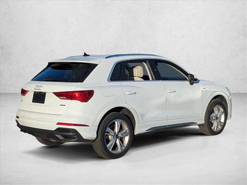 2023 Audi Q3 45 S line Premium Plus